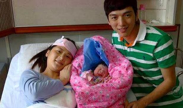  『出了产房之』生完孩子，见到老公后，多数产妇说过这3句话，哪一句戳中了你