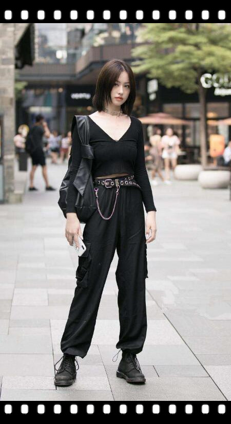 成都街边的黑色诱惑 6位小姐姐性感街拍 黑色原来能穿的这么美