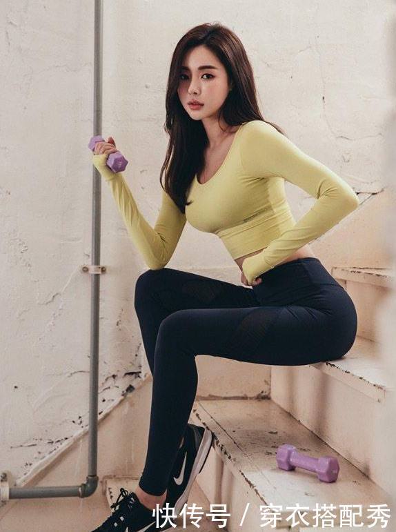 灵动甜美的打底裤美女，俏皮可人，穿出青春活力！