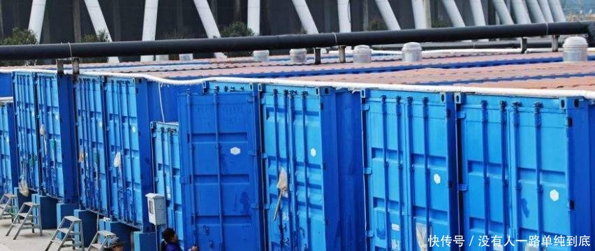 厉害了, 养鱼不用鱼塘而是用集装箱, 效益是普通鱼塘的3倍