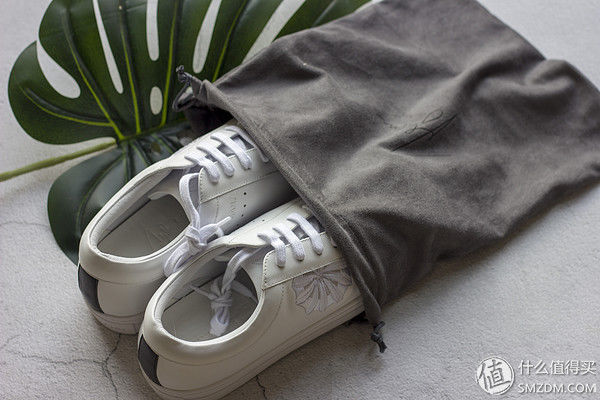 【好物分享】 篇十:方头AJOY SAHU小白鞋，穿出与众不同style!