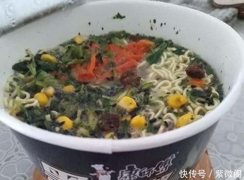 #好吃的味道#康师傅最多“差评”的泡面，从来不想吃第二次，吃图5需要勇气