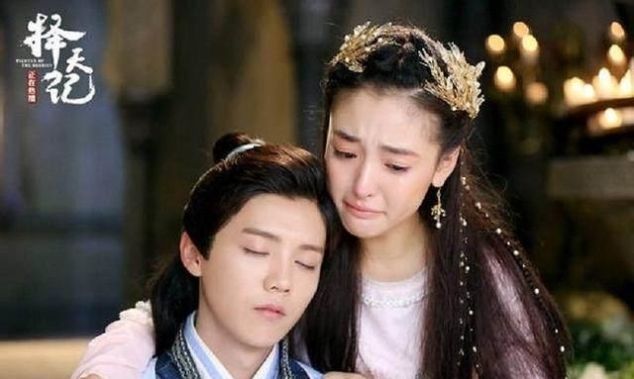  #可演#同样是武大校花, 为何黄灿灿无戏可演, 吴倩却越来越火
