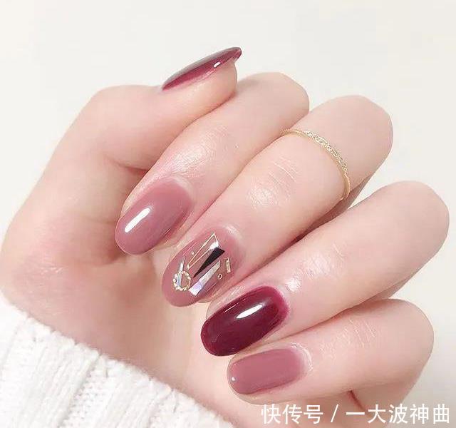  『美甲』我要让全世界都知道，这个春天你的美甲图被我承包了！