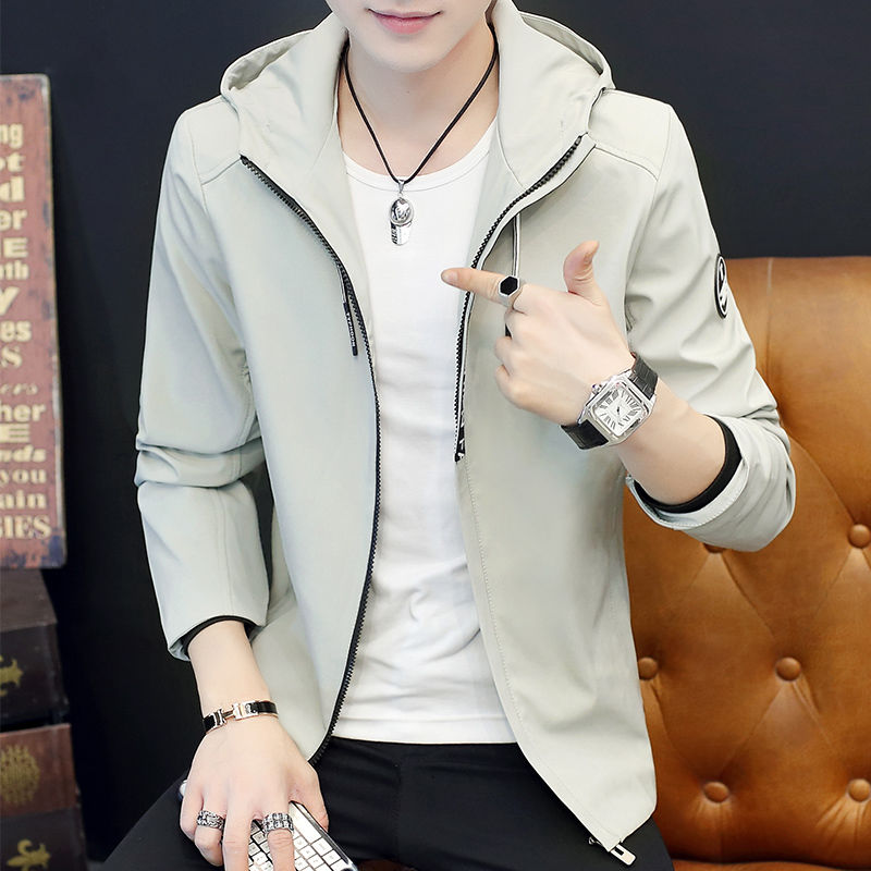 五六十男人，一定要打扮年轻点，瞧下图男人穿衣，年轻20岁不止