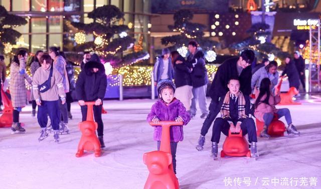  冰雪节将：在北外滩感受不一样的冬天，来一场“冰雪奇缘”吧