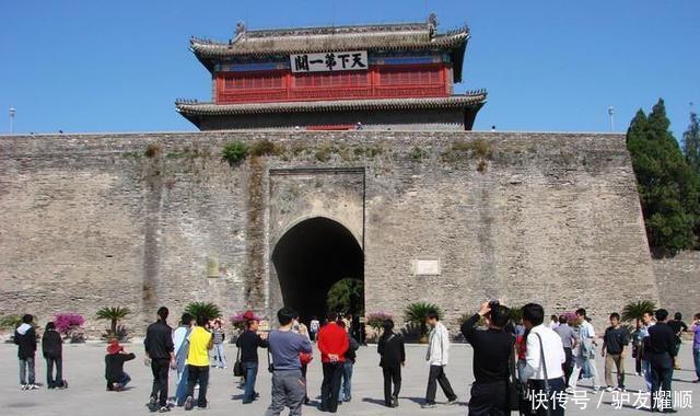 被取消了5A级的景区，游客们拍手叫好，你们去过吗？