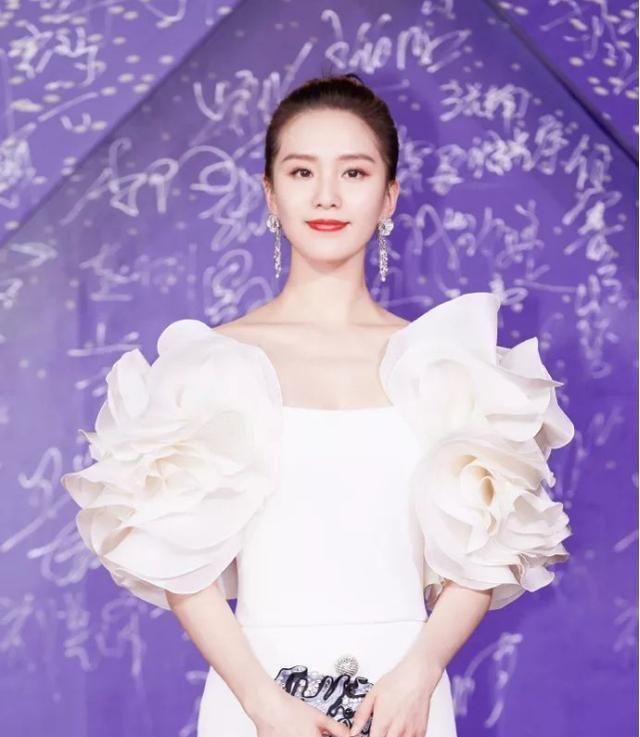  气质|看起来很“贵”的女人，这几方面往往舍得花钱，第3个很少人做到