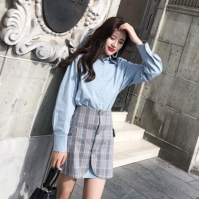 老婆出差香港一趟，穿这些港风套装回来，还别说，美的一愣一愣的