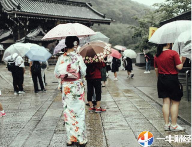 4.5万亿!为何去日本旅游?韩国人泡温泉,中国人呢?花费多少?