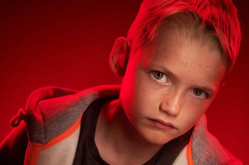 可爱!利物浦推出秋季新款童装