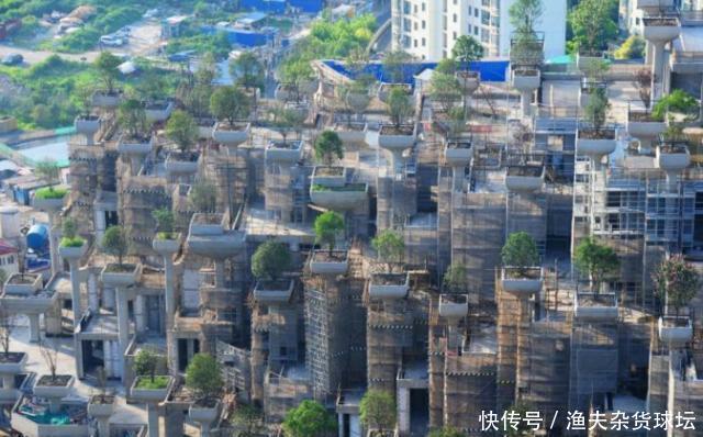  【建筑】上海又现在奇葩建筑 外形像座山种了1000棵树网友称“古
