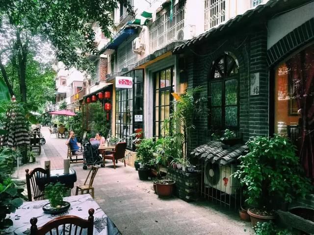 年轻人纷纷逃离“北上广”，选择去了这3座城市，并不是回家乡！