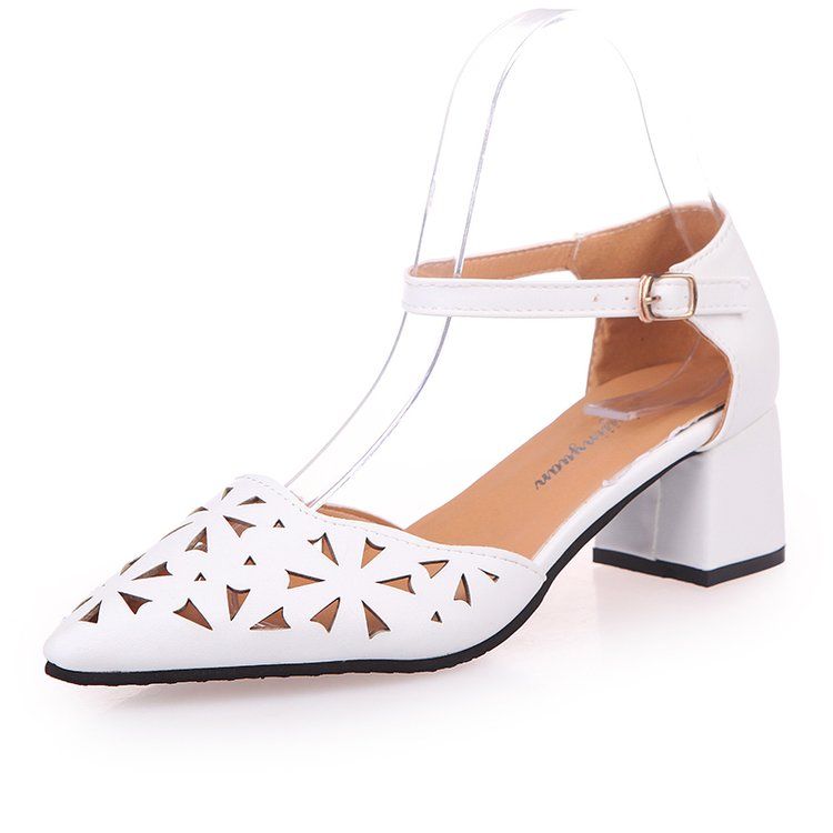 腿越白越要打扮!看看下图的穿法，美的让人陶醉