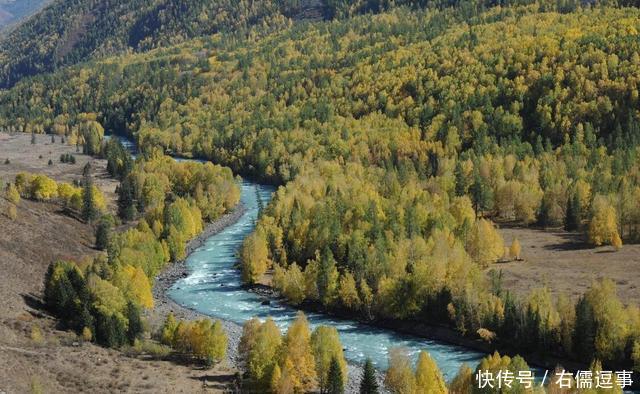 新疆有意思的3个火车站, 看名字你以为来错了地方!