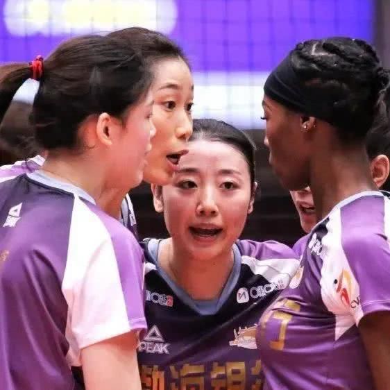  #三轮#女排联赛三轮过后，这四队势不可挡，连战连胜，已经预订