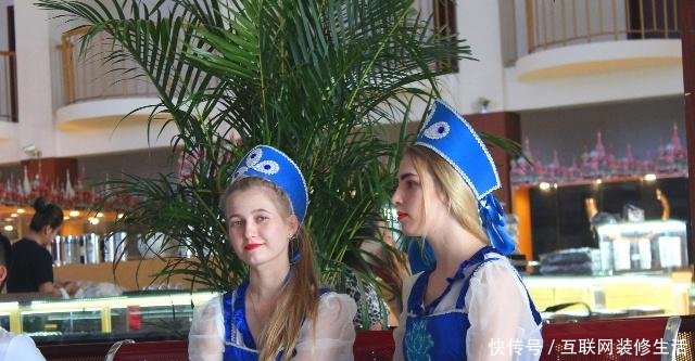 韩国有钱人首次来中国,刚下火车就愣住了这是中国还是俄罗斯