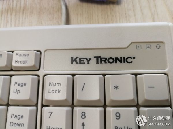 古董键盘-KEY TRONIC KT400国产键盘