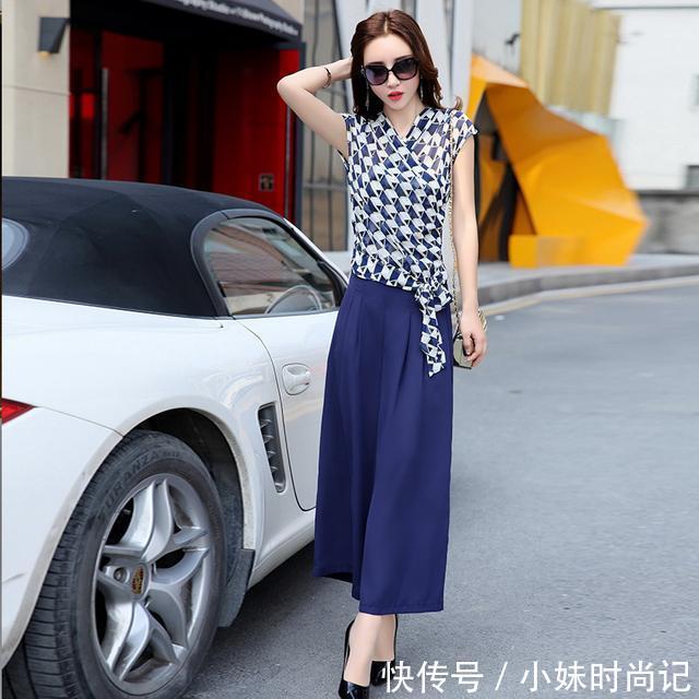  『女人』乱搭不如穿套装，时尚不会出错，40以上女人穿巨时尚又减龄