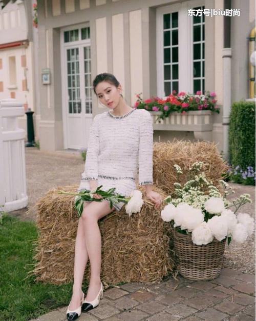 刘诗诗穿得一身好品味,难怪四爷吴奇隆都被她迷住了!