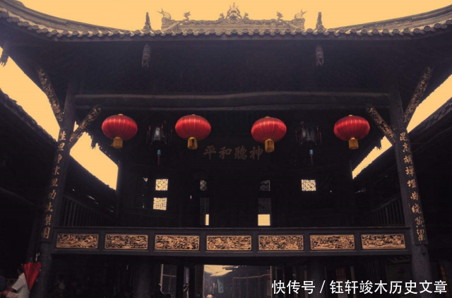 四川大山里的“古船”,有近400年历史,名扬海外国内却少有人知