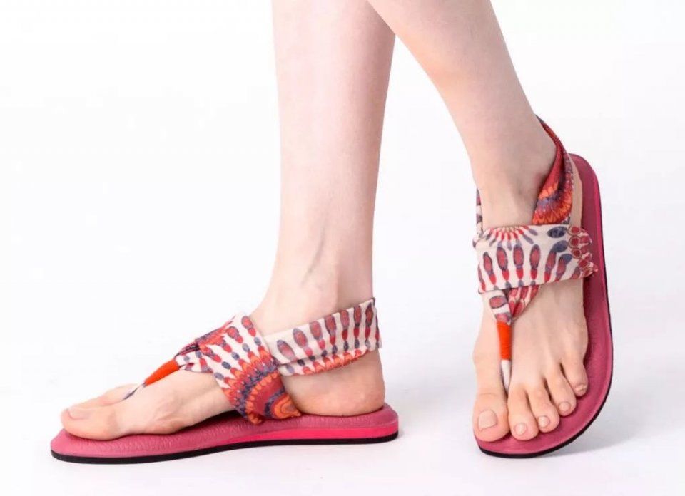 迪丽热巴慢游全世界正片出炉，每一个画面都美到窒息!!