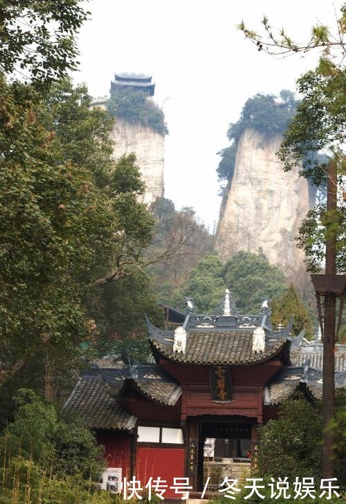 集运动休闲、旅游观光为一体的综合型景区，四川江油窦团山景区