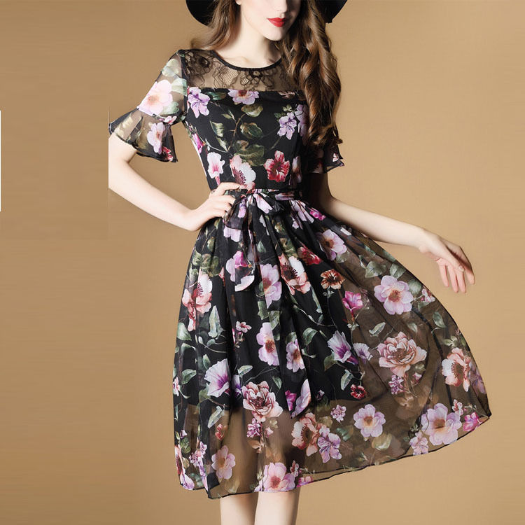 女人过了40岁!就这么穿，尽显优雅成熟美