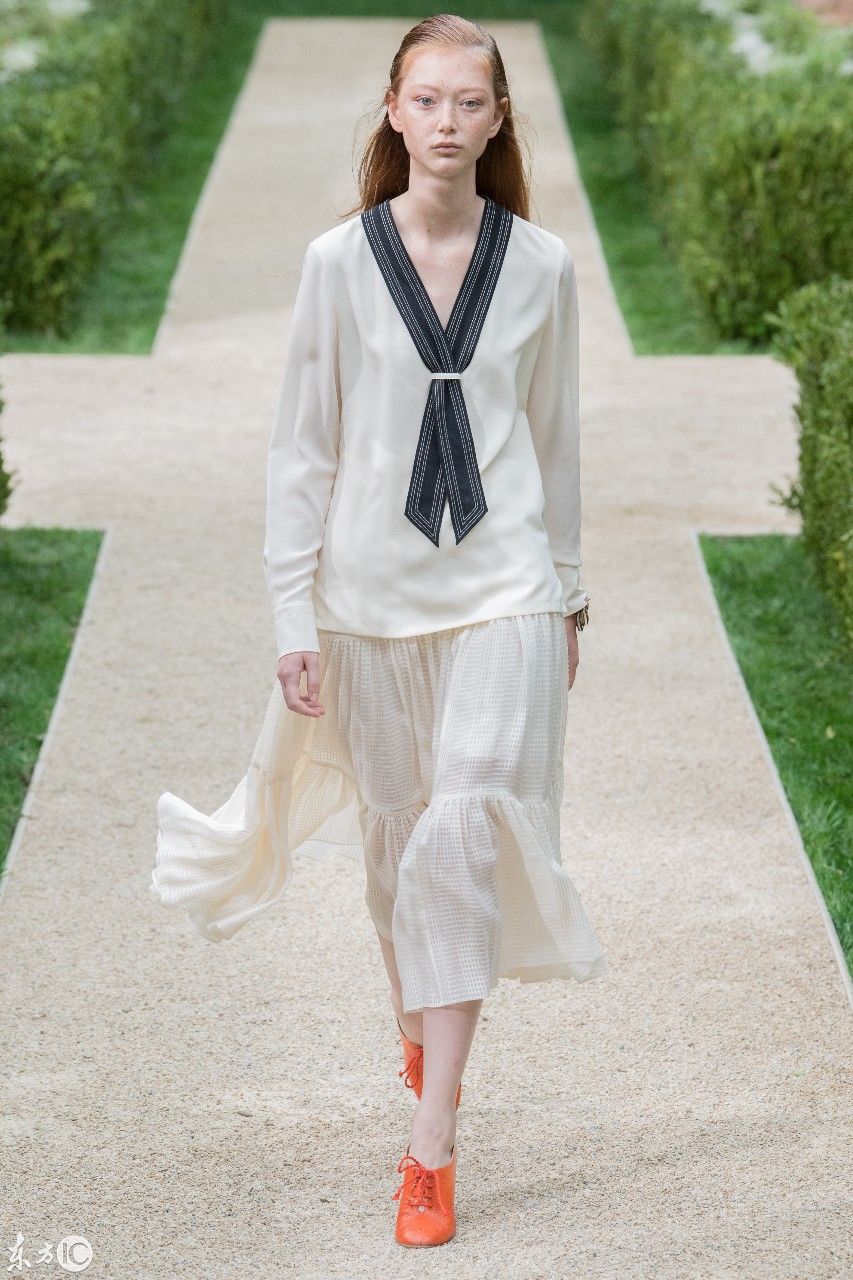 Tory burch2019春夏大秀度假风满满，看完想来次说走就走的旅行!