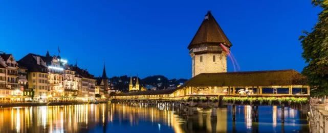 因为太美禁止拍照的国家，7块钱买湖景房，一生一定要去一次