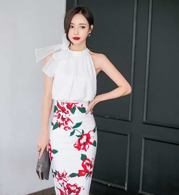 女神孙允珠，皇朝水墨杜鹃古蕴迷梦包臀裙