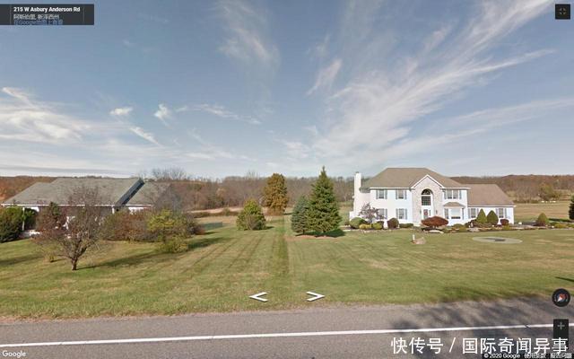  「大片」看看美国的农村的房子，大片的空地不种东西，就那么喜欢草坪