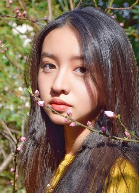 『静香』木村拓哉18岁大女儿将出道,空降Vogue神似妈妈工藤静香