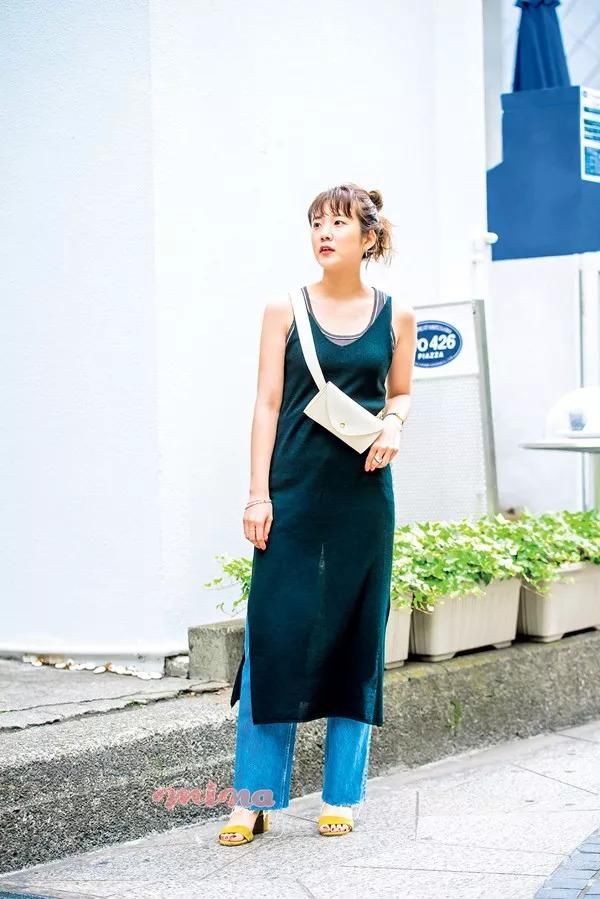 搭配｜这条裤子太秀了吧？百搭时尚还显腿长 推荐牛仔阔腿裤的16