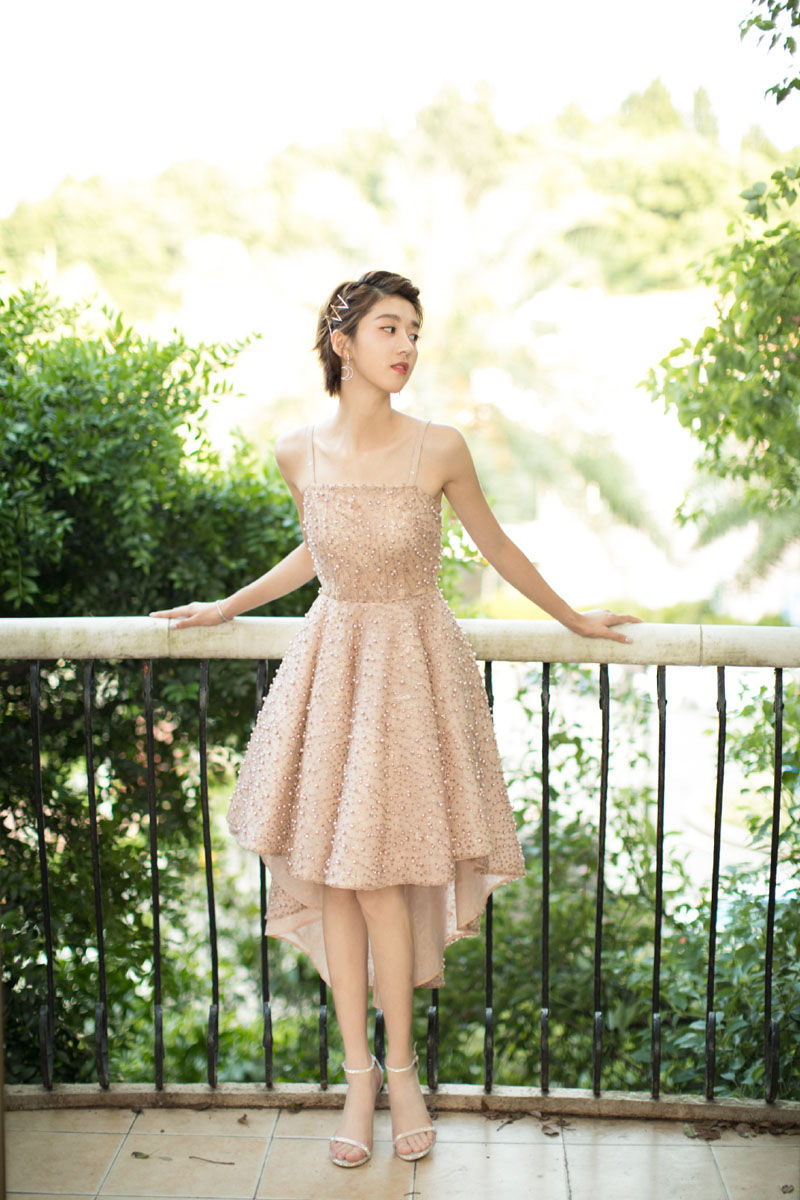 李凯馨性感优雅活动写真图片