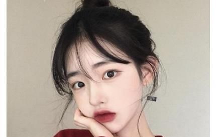  【适合】“凌乱花苞头”让女生活力满分，原来扎起来这么容易，简直美翻天