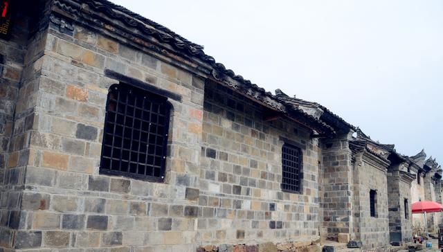  #建筑#在河南新县丁李湾村，为何会有保持完好的徽派建筑？