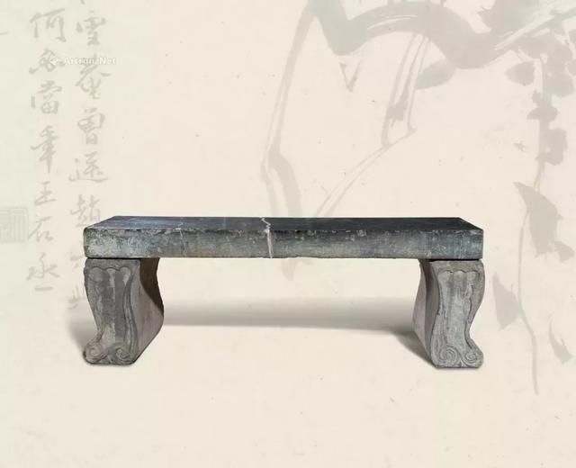  『家具』庭院中的石制家具