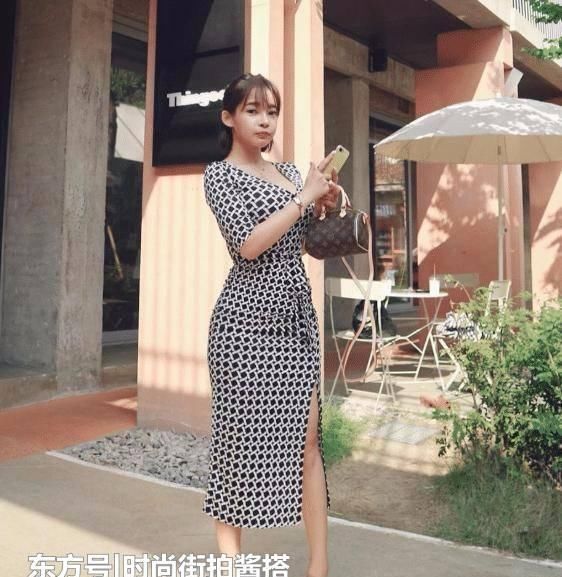  『气质』最适合春天的小裙子，应该就是格子裙了吧