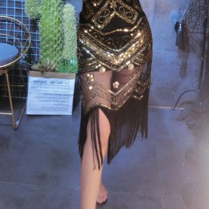 丰满女人不好搭衣服?瞧瞧下图女人穿“流氓裙”，一个比一个撩人