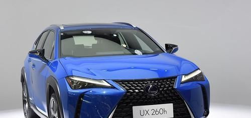  「采用」品质兼质量进口豪华SUV，2.0T混动系统，8.5破百油耗低至4.6L