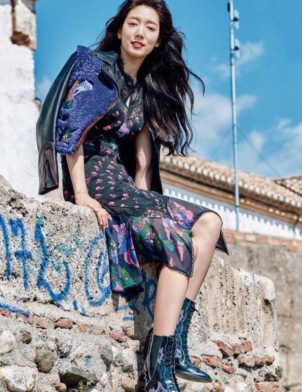 朴信惠一夜胖成球，以后紧身衣服还是不要穿了！