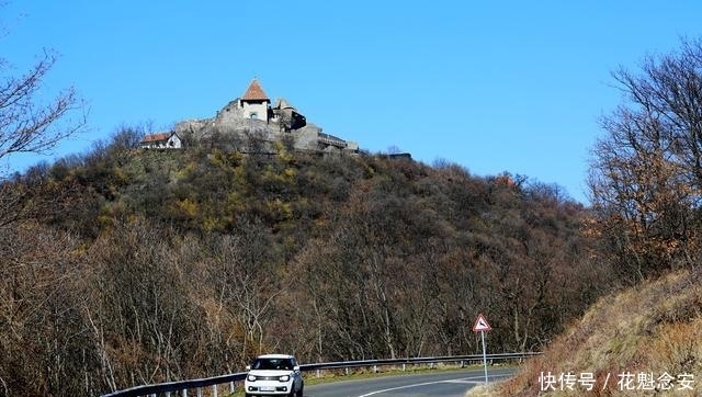 欧洲这个国家祖先来自亚洲，后被蒙古人征服，当年首都已成废墟