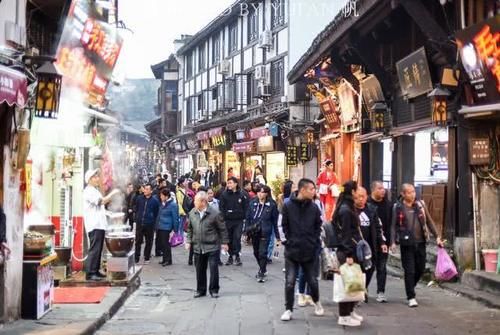 国庆到重庆玩，与其去网红景点挤人潮打卡，不如来这里好好度个假