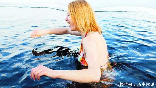 欧洲“热爱冬天”的国度，零下30度冬泳，当地人：这才是生活