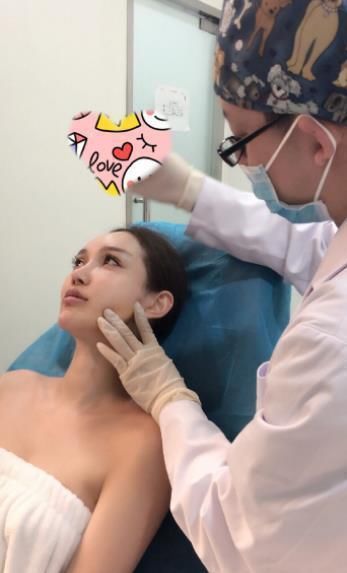 14岁被逼整容，15年整300多次，花费400多万，网友：有钱任性啊！