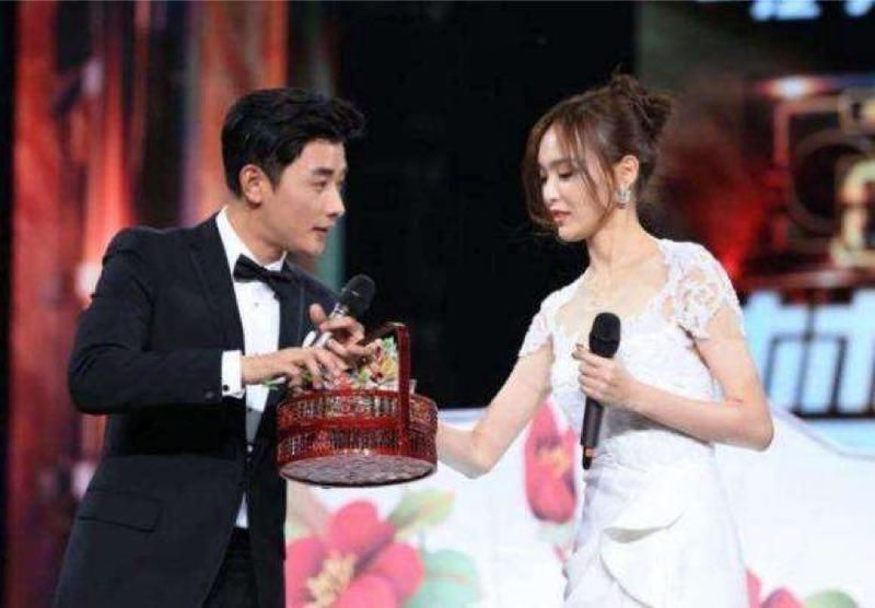 唐嫣罗晋分手传闻后，又曝结婚传闻?网友:坐等官宣