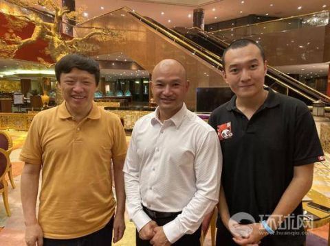  警长■“光头警长”等港警部分代表与胡锡进付国豪会面