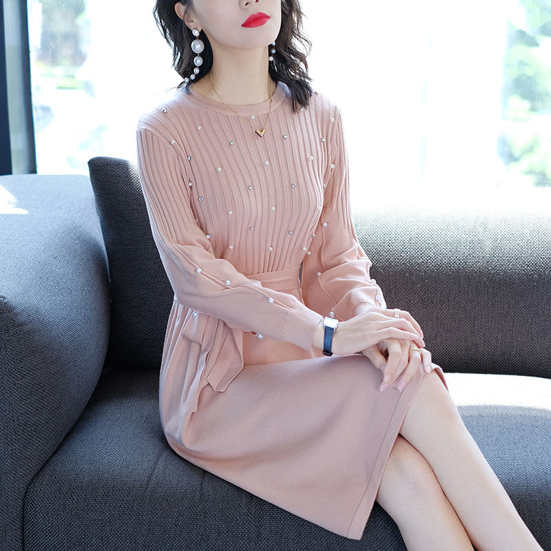 入秋天凉，爱美的你，穿这秋裙，款款洋气显美嫩，走哪都是焦点