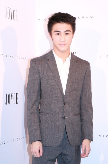 何猷君妹妹难嫁人原因曝光，微博上居然这么说，这让男生情何以堪